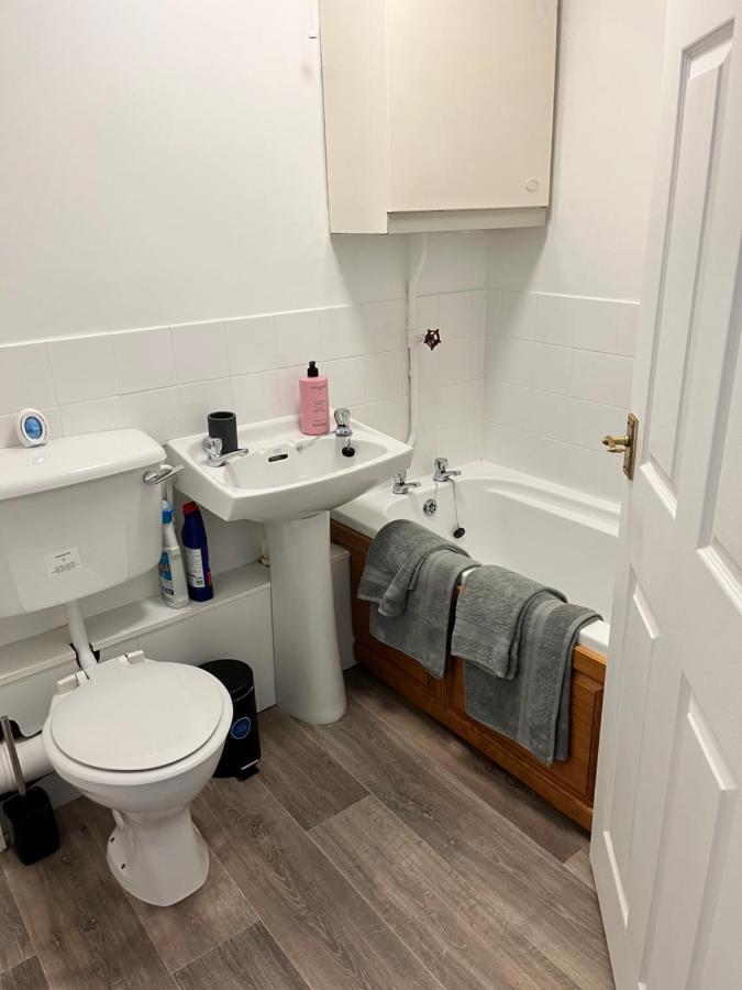 Seaside Haven Apartment Хънстантън Екстериор снимка